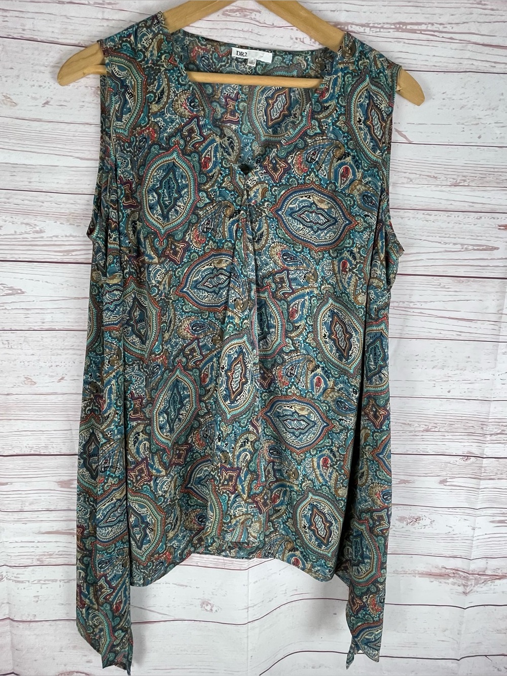 Daniel Rainn Women’s Ruffle Front Paisley Print Sleeveless Top Sz 1X Boho Hippie